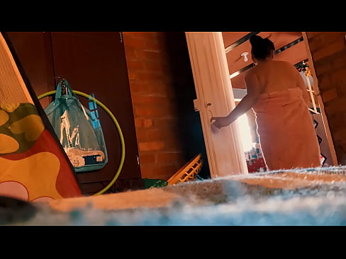 ❤️ Min onkel følger mig ind i brusebadet, han knepper mig, mens jeg tager et brusebad. ️❌ Anal video at da.techkoala.top ❌️❤